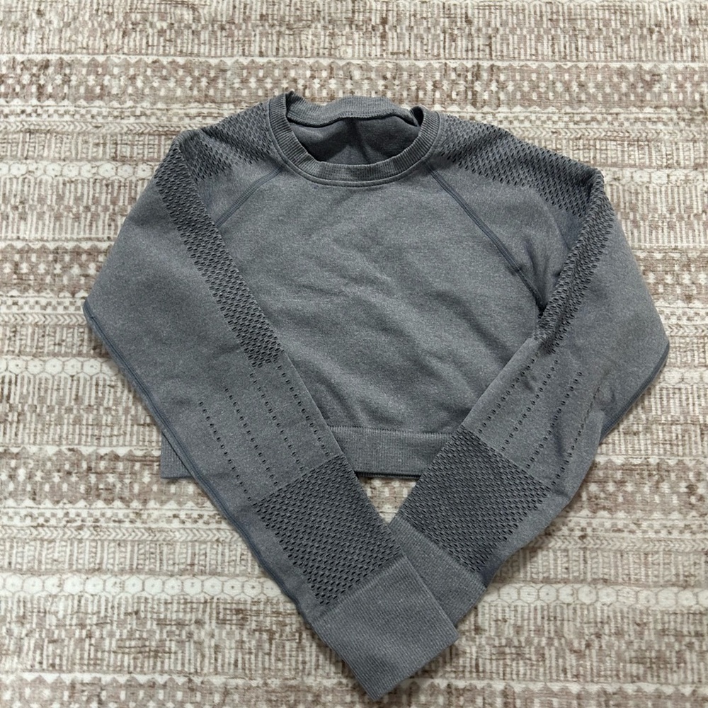 Long sleeve workout top